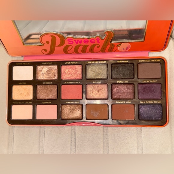 Too Faced Sweet Peach Eyeshadow Palette - Picture 4 of 4
